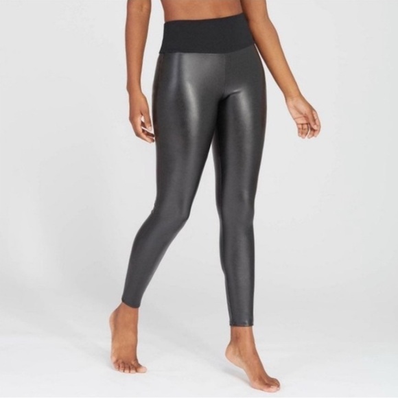 Assets Spanx Faux Leather Leggings NWOT Size S - Picture 1 of 2